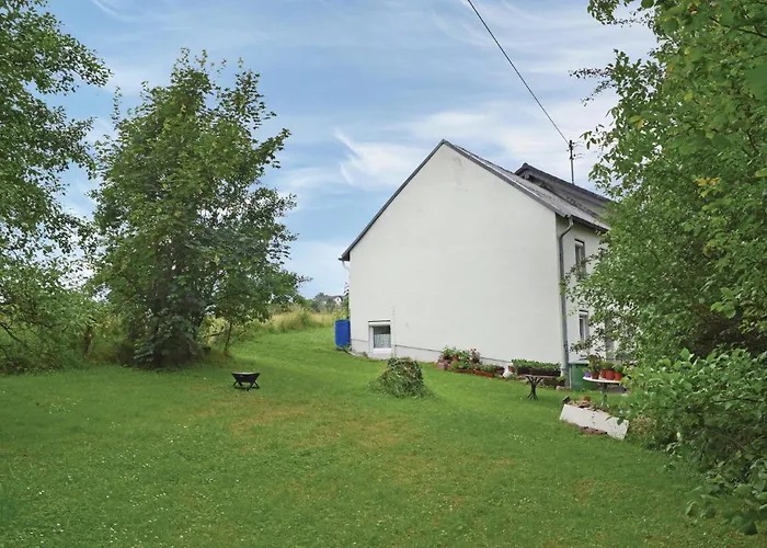 3 Bedroom Cozy In * Trierweiler